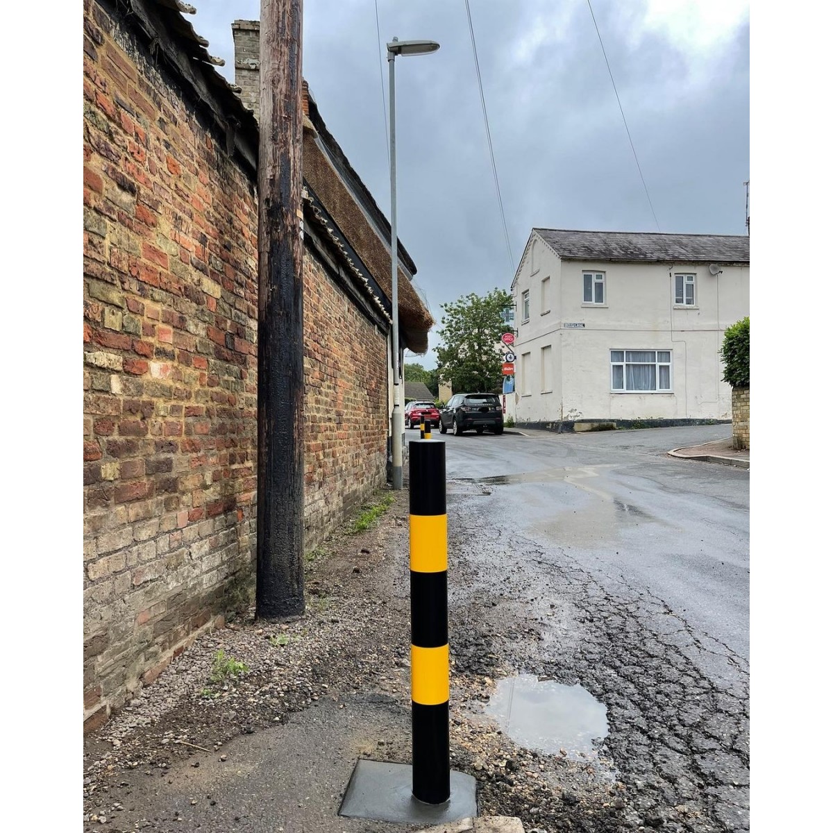 Hi Visibility Bollard 
