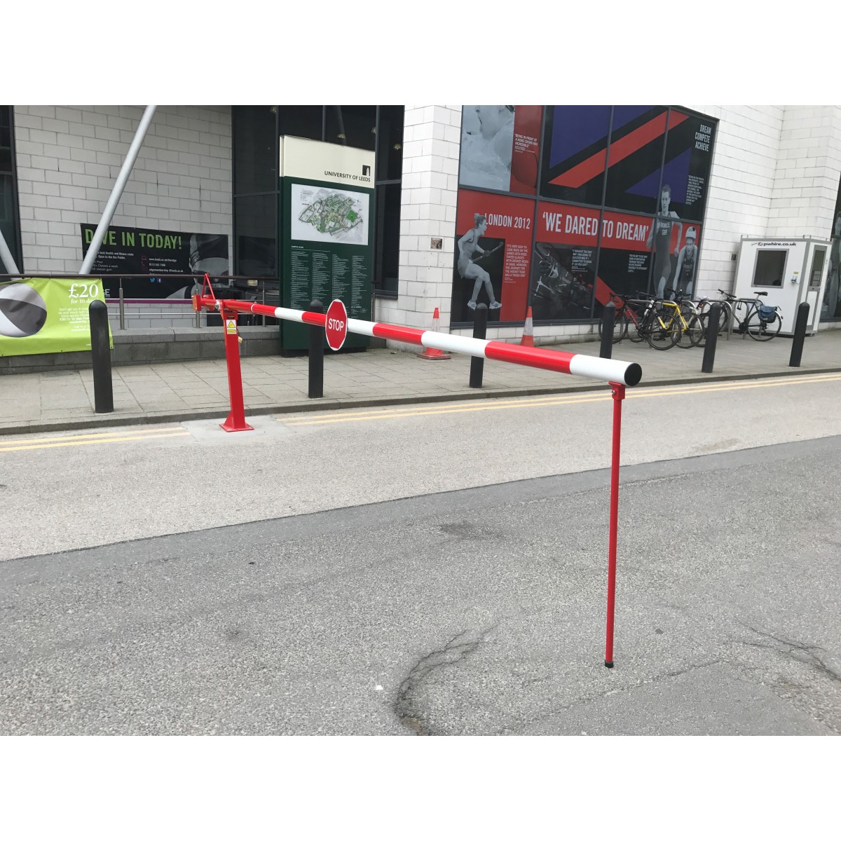 Manual Raise Arm Barrier 3 Metre Manufacturer Next Day Delivery